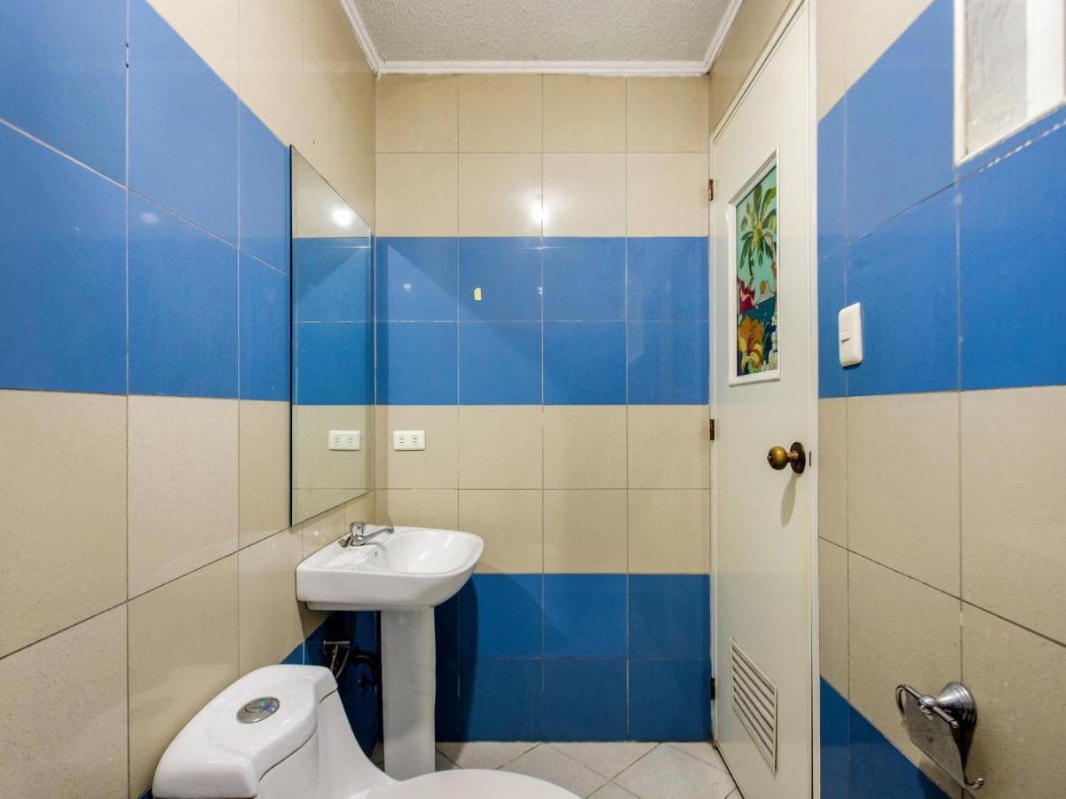 Hotel Oyo 831 Casa Maria Manila Zewnętrze zdjęcie