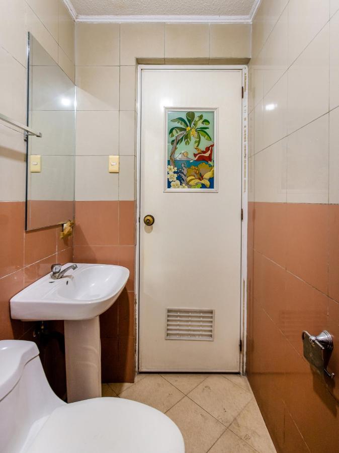 Hotel Oyo 831 Casa Maria Manila Zewnętrze zdjęcie